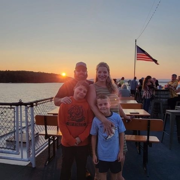 Meet your Posher, Sa - Picture 1 of 1